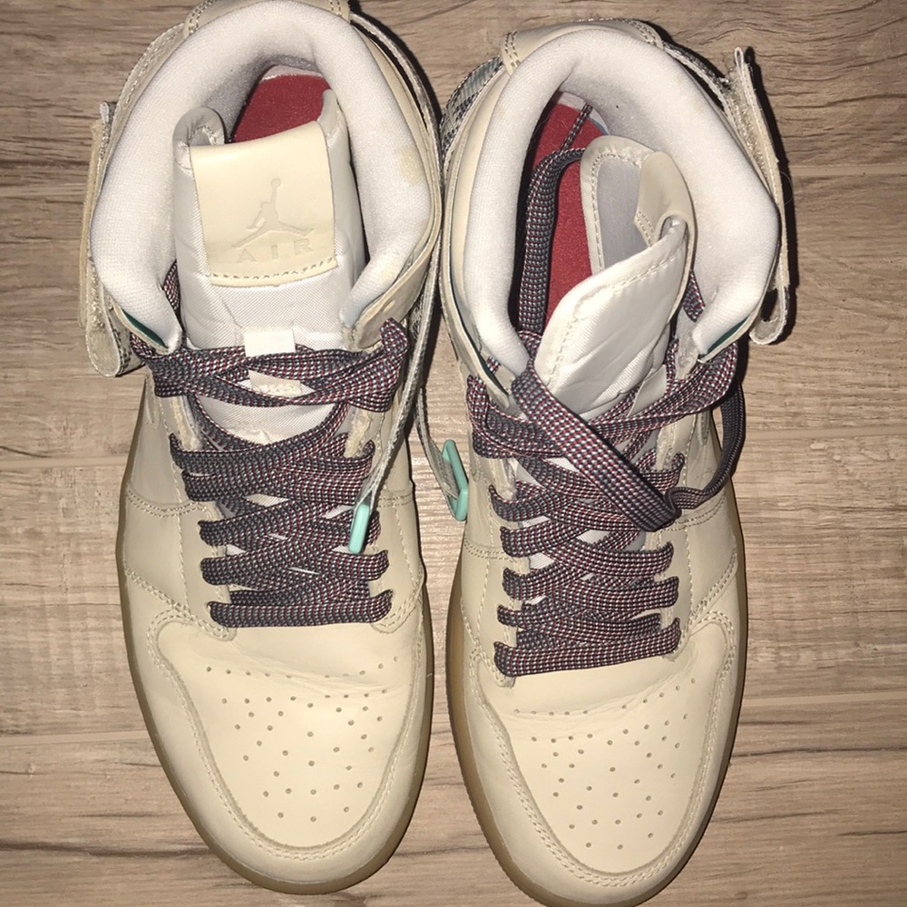 🏎 Air Jordan 1 Retro